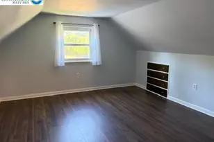2415 S Lumber St, Allentown City, PA 18103 - Photo 10