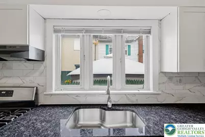 116 W Main Street #1, Pen Argyl Boro, PA 18072 - Photo 6
