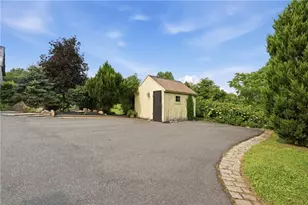 435 Huffs Church Rd, District Twp, PA 18011 - Photo 22