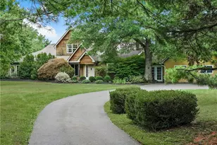 1334 Deer Run Rd, Bedminster Twp, PA 18942 - Photo 2