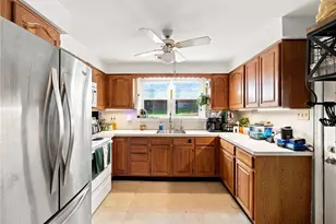 634 Dorothy Ave, Fountain Hill Boro, PA 18015 - Photo 6