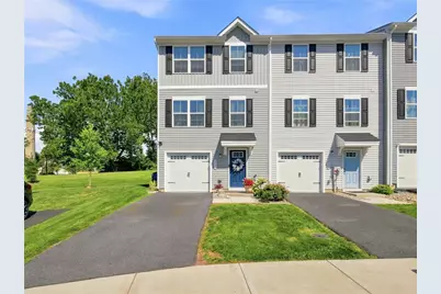 2133 Cross Country Road, Northampton Township, PA 18067 - Photo 2