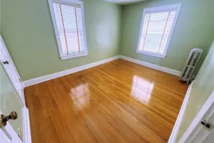 24 Pen Argyl St, Pen Argyl, PA 18072 - Photo 8
