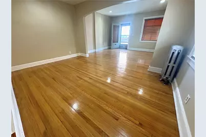 24 Pen Argyl Street, Pen Argyl, PA 18072 - Photo 2
