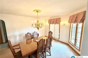 555 Eagle Dr, Middle Smithfield, PA 18302 - Photo 10
