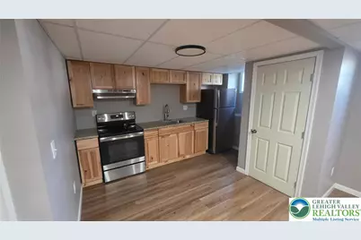 1 Ludlow Street #Apt 3, Summit Hill, PA 18250 - Photo 4