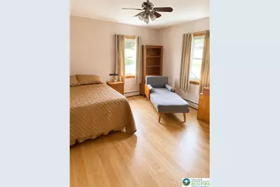 105 W Laurel Avenue, Pen Argyl Boro, PA 18072 - Photo 8