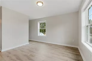 2039 Clermont St, Bethlehem, PA 18017 - Photo 12