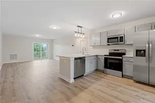 2039 Clermont St, Bethlehem, PA 18017 - Photo 1