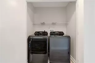 2039 Clermont St, Bethlehem, PA 18017 - Photo 10