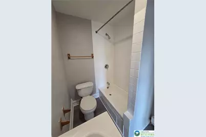 926 W Walnut Street #7, Allentown City, PA 18102 - Photo 6