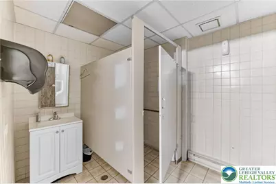 429 W Tilghman Street, Allentown City, PA 18102 - Photo 6
