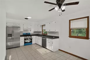 1434 E 6th St, Bethlehem City, PA 18020 - Photo 12