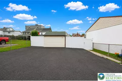 124 E Greenwich Street, Bethlehem City, PA 18018 - Photo 4