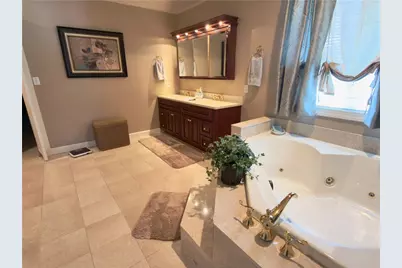 4982 Abbey Road, North Whitehall Township, PA 18037 - Photo 36