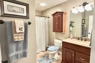 4982 Abbey Rd, North Whitehall Township, PA 18037 - Photo 20
