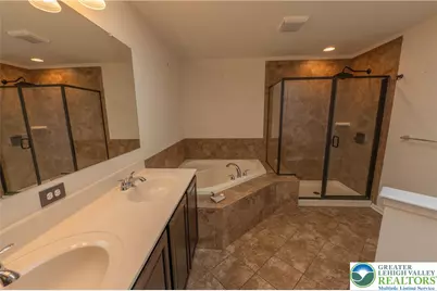4480 Lenni Circle, Emmaus Boro, PA 18049 - Photo 14