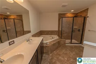 4480 Lenni Cir, Emmaus Boro, PA 18049 - Photo 14