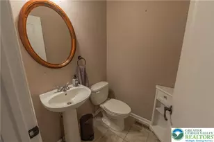 4480 Lenni Cir, Emmaus Boro, PA 18049 - Photo 10