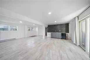 422 Belvidere St, Nazareth Boro, PA 18064 - Photo 18