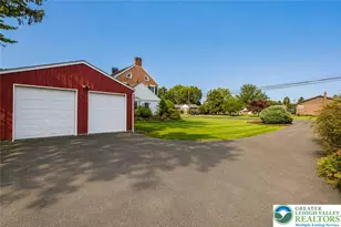 1742 Butztown Rd, Bethlehem City, PA 18017 - Photo 12