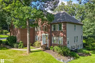 1596 Woodfield Dr, Lower Saucon Township, PA 18015 - Photo 2