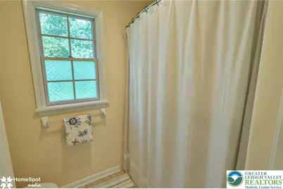 1596 Woodfield Drive, Bethlehem City, PA 18015 - Photo 42