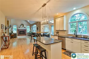 1596 Woodfield Dr, Bethlehem City, PA 18015 - Photo 6