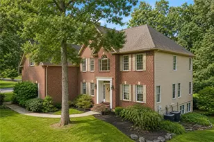 1596 Woodfield Dr, Bethlehem City, PA 18015 - Photo 2