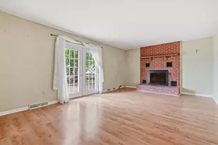 1925 Belleview Dr, Whitehall Township, PA 18052 - Photo 16