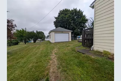 113 Ackerman Street, Hellertown, PA 18055 - Photo 2