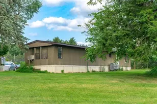 2071 Baus Rd, East Greenville Boro, PA 18041 - Photo 28