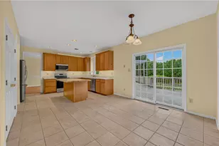 2362 Cross Creek Rd, Lower Macungie Township, PA 18062 - Photo 10