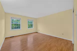 2362 Cross Creek Rd, Lower Macungie Township, PA 18062 - Photo 24