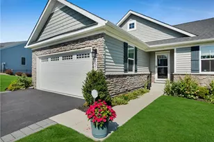 4221 Magnolia Ln, Whitehall Township, PA 18052 - Photo 2