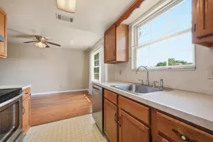 1902 W Walnut St, Allentown City, PA 18102 - Photo 12