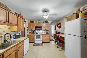 309 Jubilee Dr, Stockertown Boro, PA 18083 - Photo 16