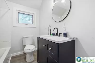5640 Sullivan Trail, Plainfield Township, PA 18040 - Photo 16