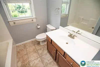 1603 Kings Court, Plainfield Township, PA 18072 - Photo 44