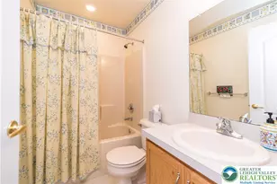 2869 Donegal Dr, Lower Macungie Township, PA 18062 - Photo 20