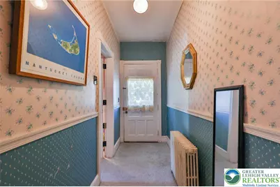 12 E North Street, Nazareth Boro, PA 18064 - Photo 4