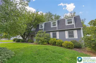 26 Russet Dr, Easton, PA 18045 - Photo 2
