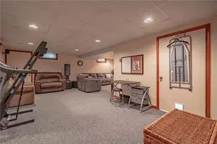 1831 Piccadilly Cir, Allentown City, PA 18103 - Photo 22