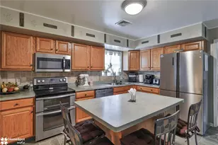 5016 Foxrun Ln, Whitehall Township, PA 18052 - Photo 24