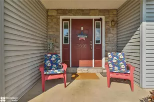 5016 Foxrun Ln, Whitehall Township, PA 18052 - Photo 4