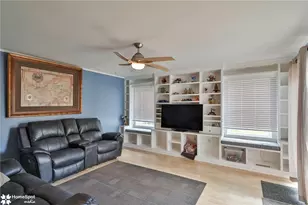 5016 Foxrun Ln, Whitehall Township, PA 18052 - Photo 26