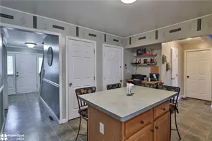 5016 Foxrun Ln, Whitehall Township, PA 18052 - Photo 20