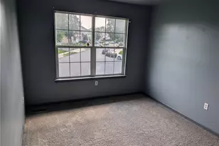 2621 Tamlynn Ct, Palmer Twp, PA 18045 - Photo 10