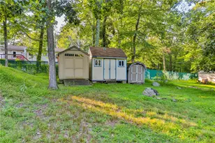 2114 Lakeview Rd, Bushkill, PA 18324 - Photo 52