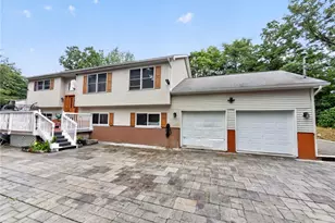 1326 Hilltop Dr, Tobyhanna Twp, PA 18334 - Photo 1